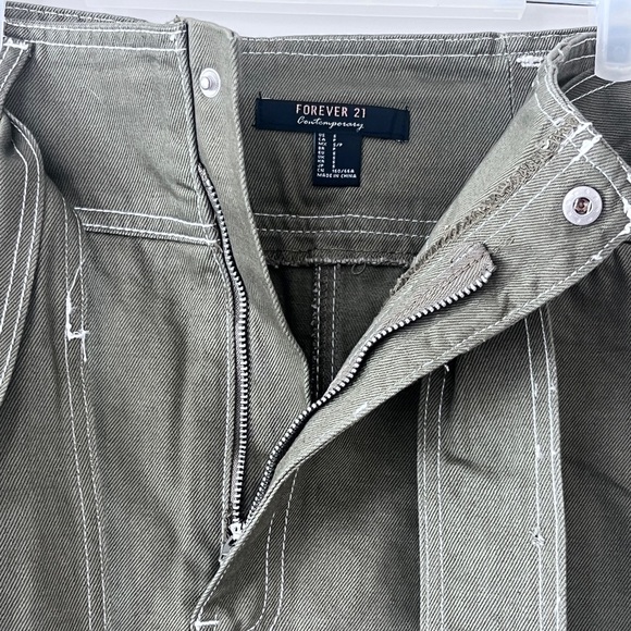 Forever 21 Army Green Pencil Mini Skirt with Tie Front - Picture 5 of 8